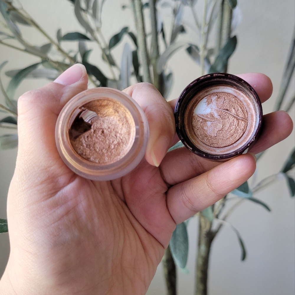 Charlotte Tilbury Eyes to Mesmerise in Star Gold - Picture 4 of 6